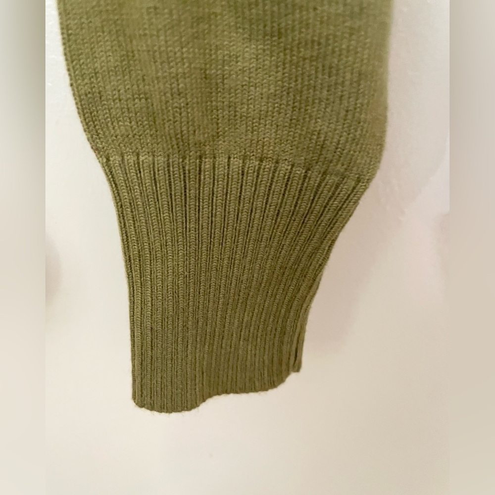 Sz XXS RW&CO Long-Sleeve Boat-Neck Relaxed Sweater Green Moss Women's Sweater - Picture 8 of 9